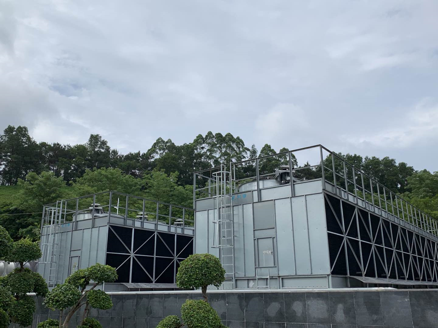 深圳冷卻塔廠家分享冷卻水溫升高解決問題,東莞菱電冷卻塔官網(wǎng)